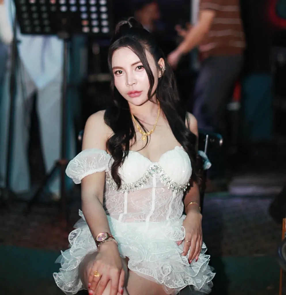 라오스 총라오 파리스
